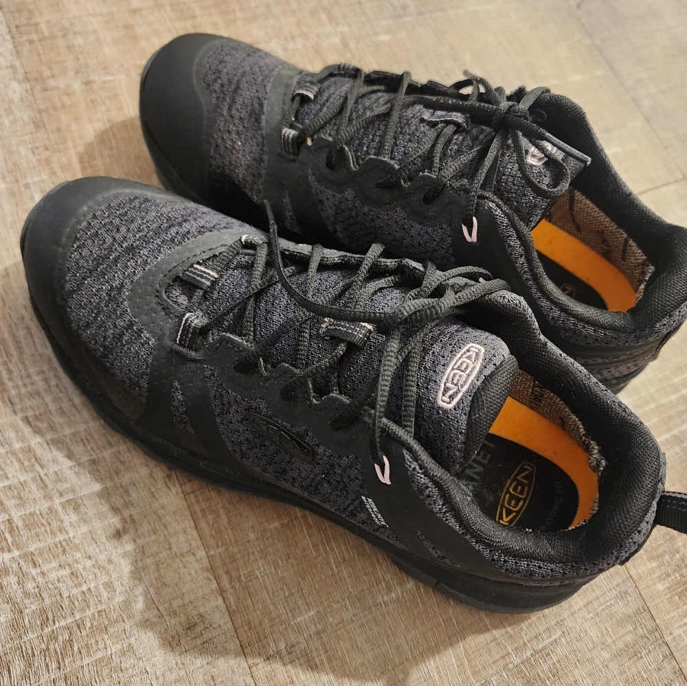 Keen hiking shoes